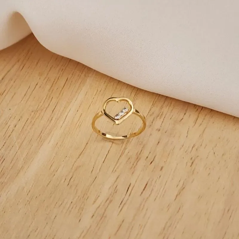 ANEL DOURADO CORAÇÃO VAZADO DETALHE ZIRCÔNIA CRISTAL