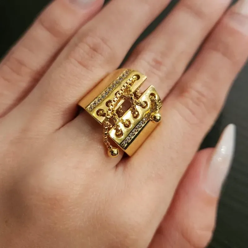 ANEL DOURADO DETALHE CADARÇO