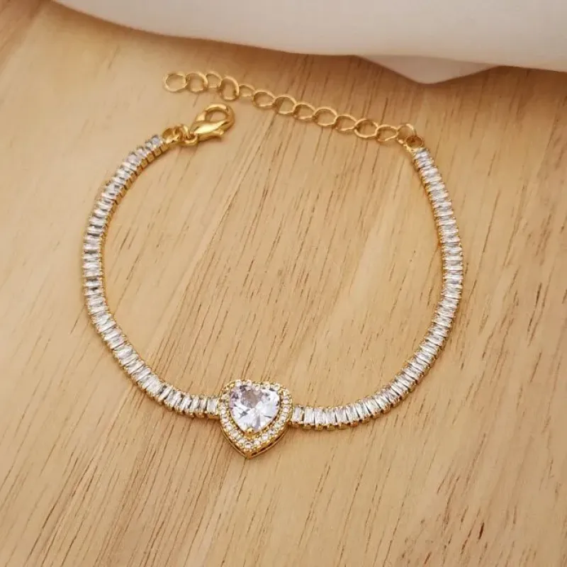 PULSEIRA NAVETES CORAÇÃO CRAVEJADA