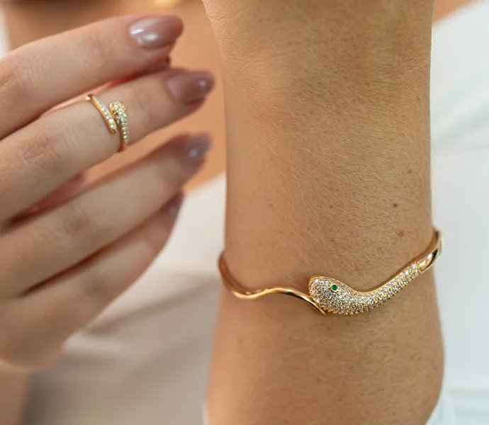 BRACELETE DOURADO MICROZIRCÔNIAS COBRA