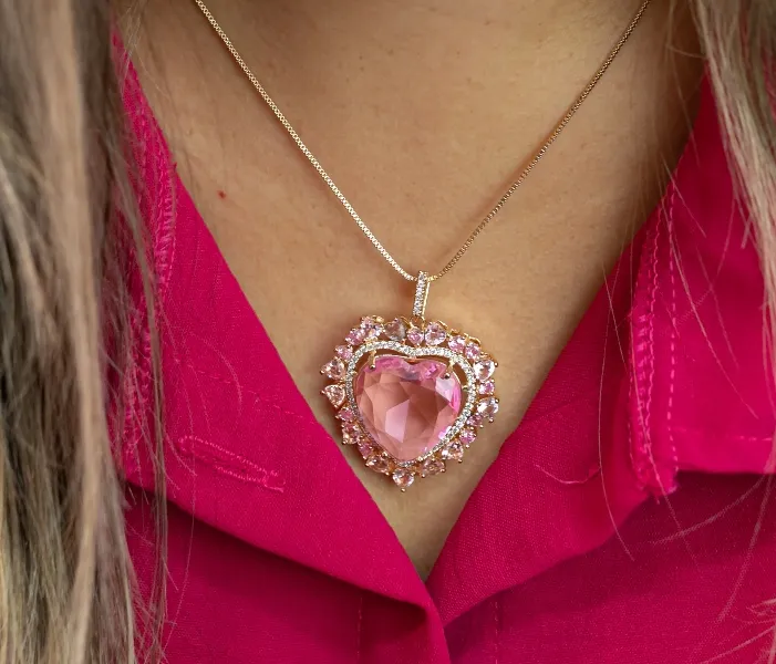 CONJUNTO CORAÇÃO ZIRCÔNIA CRAVEJADO EM MICROZIRCÔNIAS CRISTAL