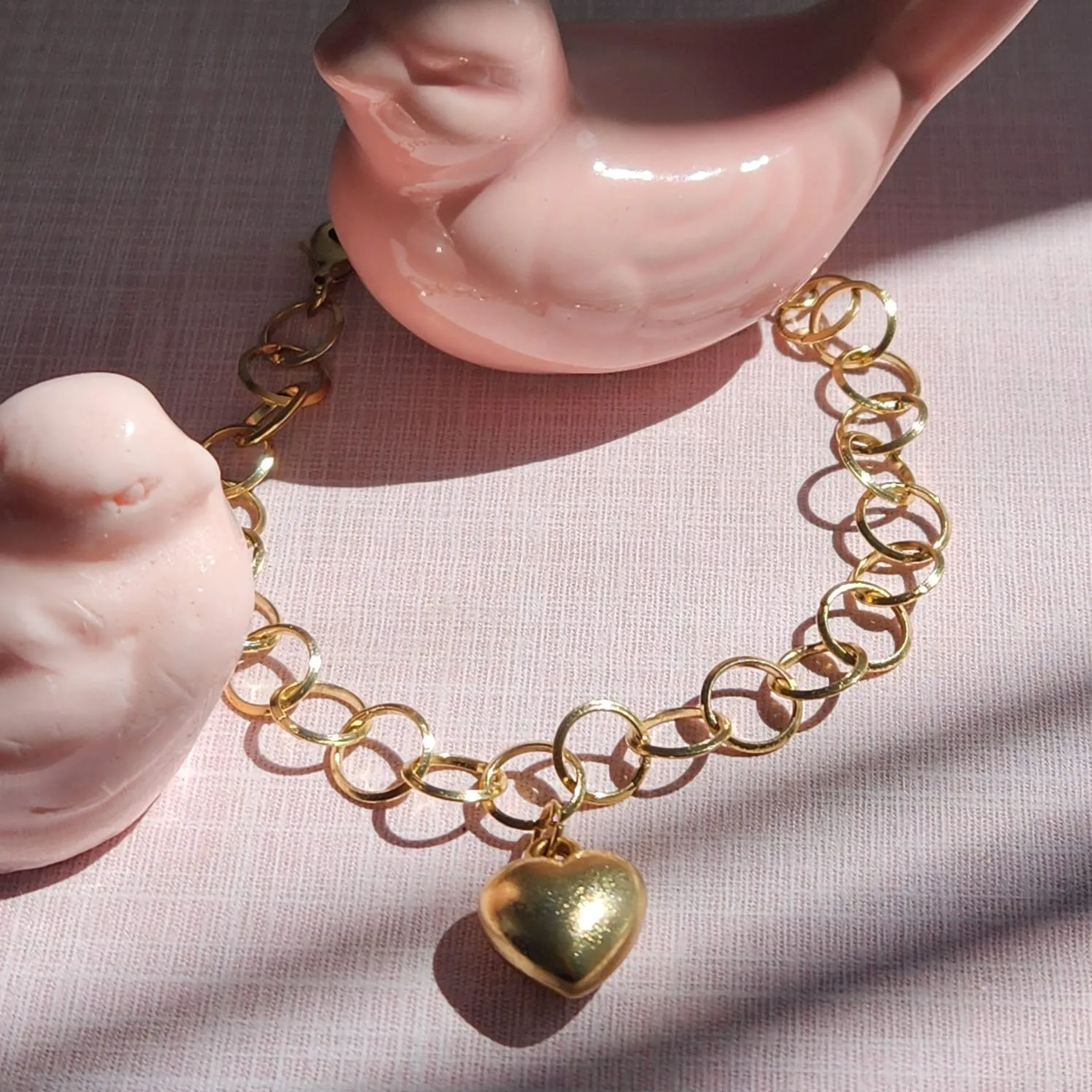 PULSEIRA DOURADA ELOS PINGENTE CORAÇÃO