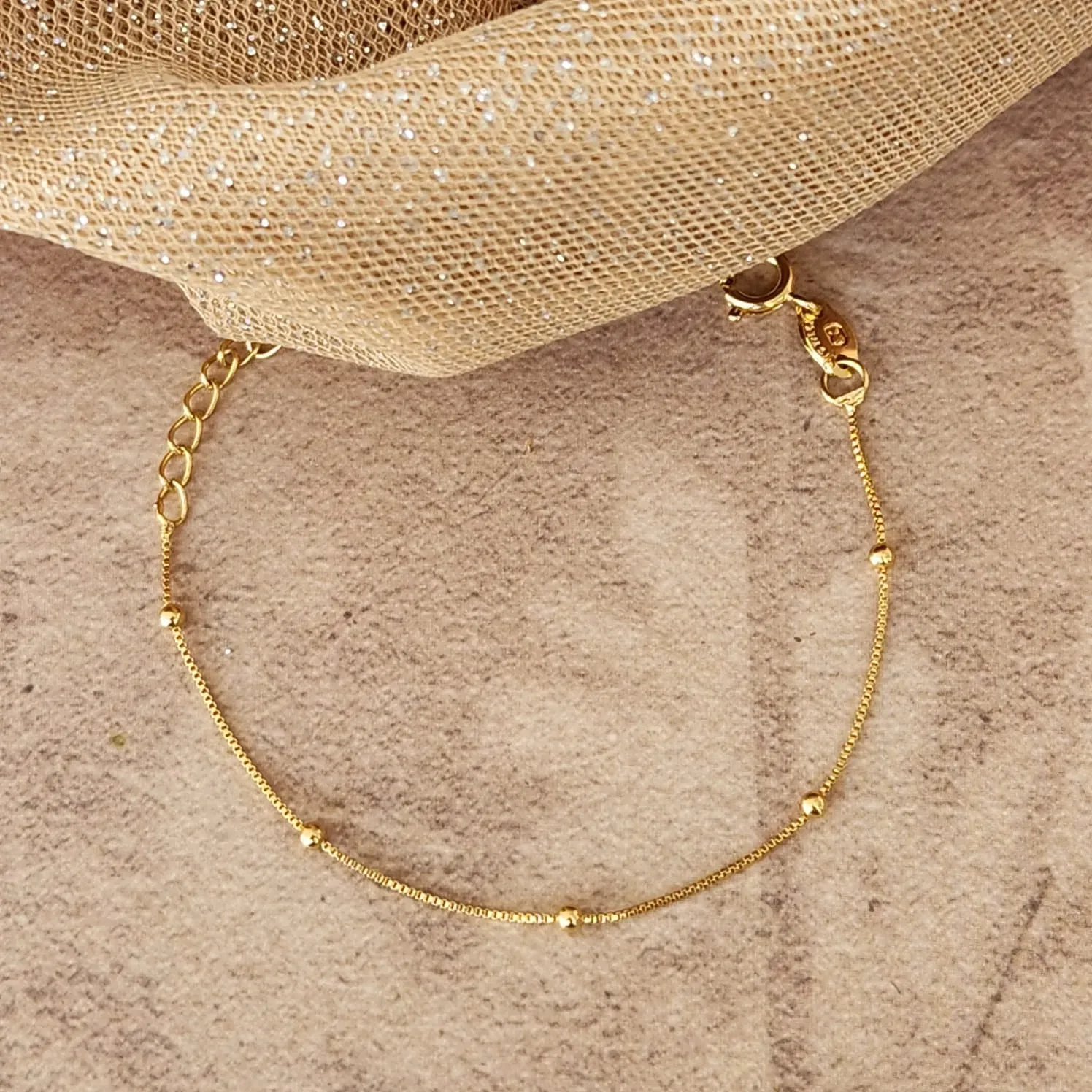 PULSEIRA DOURADA BOLINHAS BEBÊ