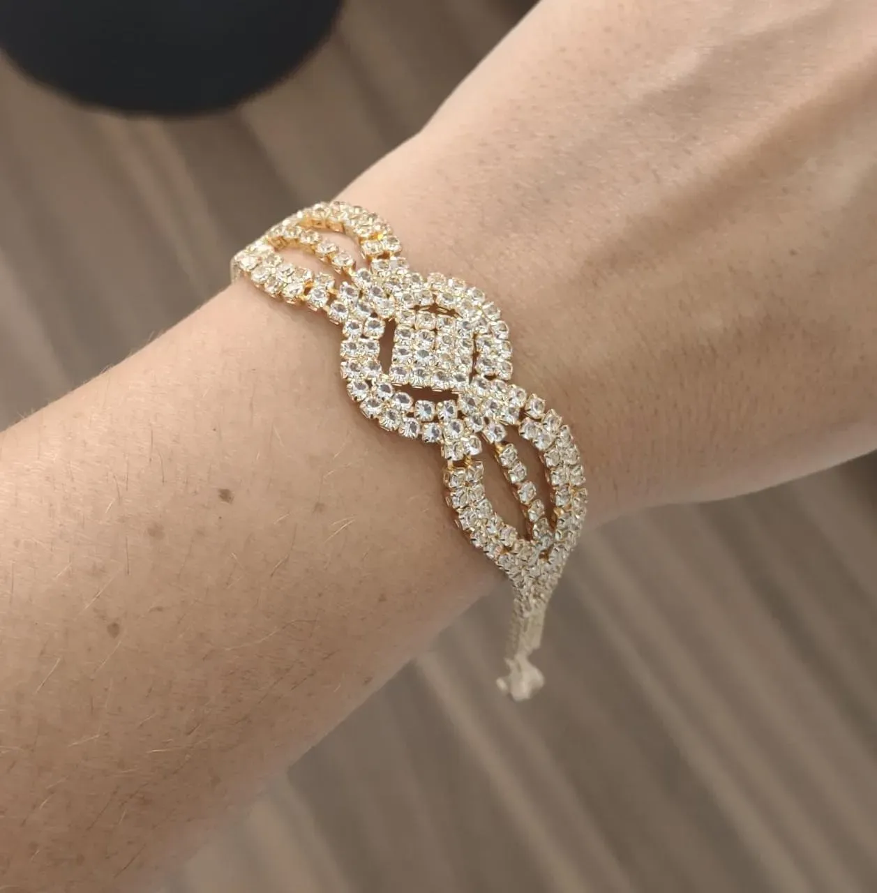 PULSEIRA DOURADA CRAVEJADA ZIRCÔNIAS CRISTAL