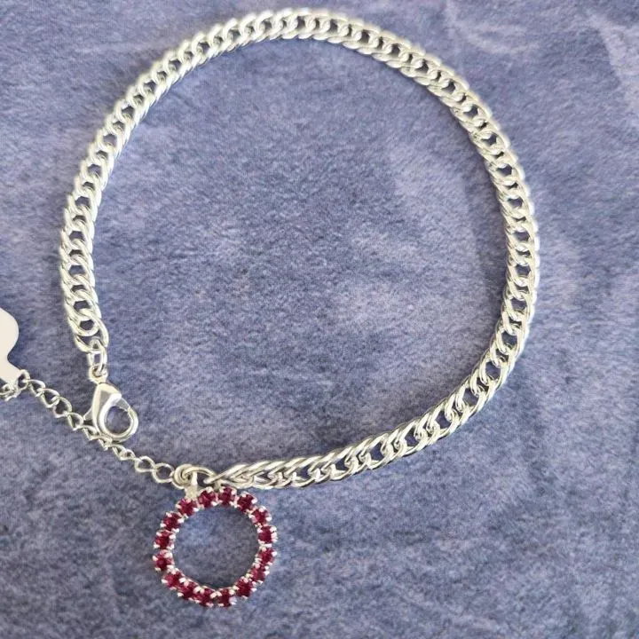PULSEIRA PRATA LEVE PINGENTE CIRCULO ZIRCÔNIAS ROSA