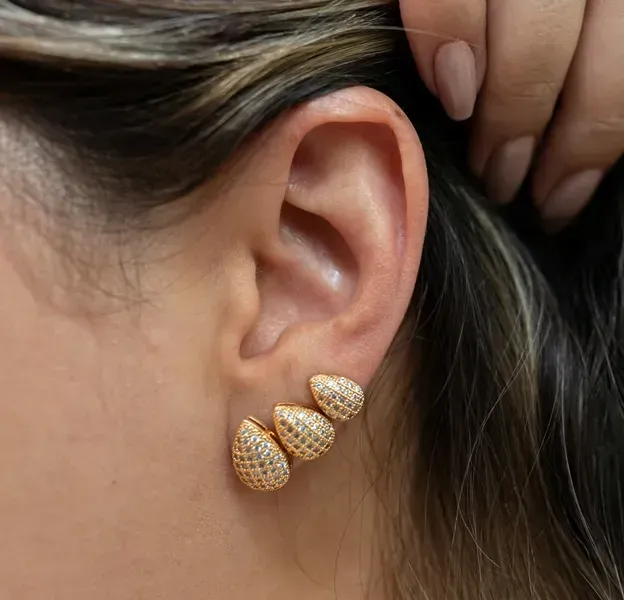 TRIO DOURADO GOTAS CRAVEJADAS EM MICROZIRCÔNIAS CRISTAL