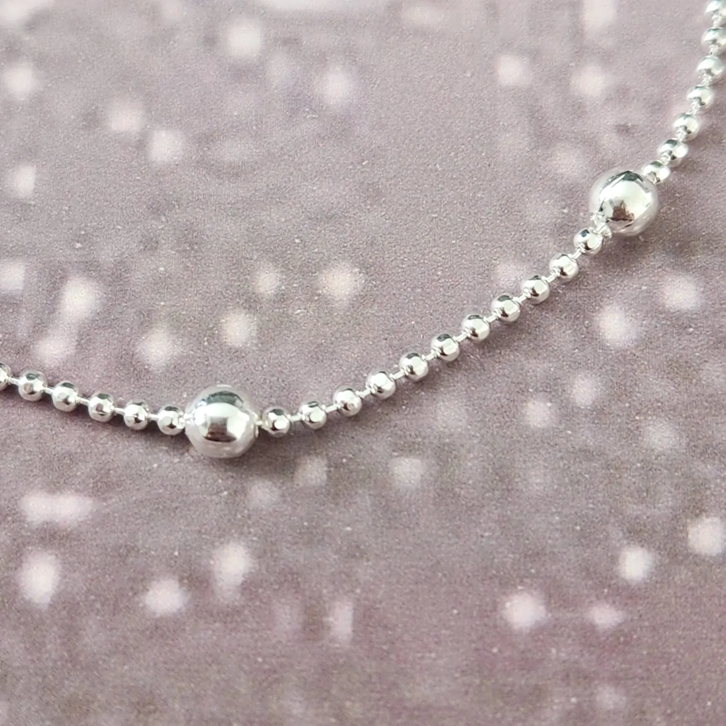 PULSEIRA CORRENTE DE BOLINHAS COM BOLAS PRATA 17CM + 5CM