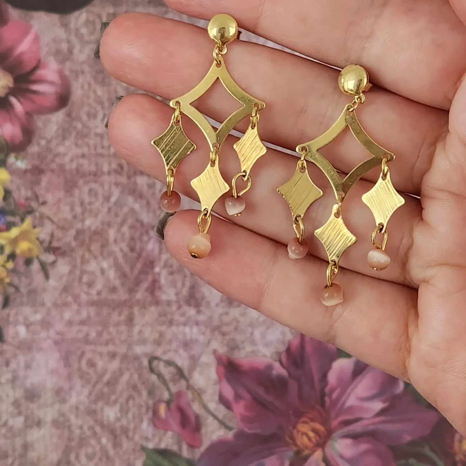 BRINCO DOURADO PÉROLAS CITRINO