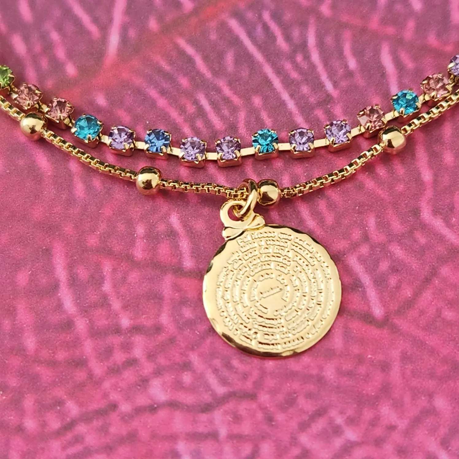 PULSEIRA DOIS FIOS RIVIERA COM BOLINHAS E PINGENTE PAI NOSSO