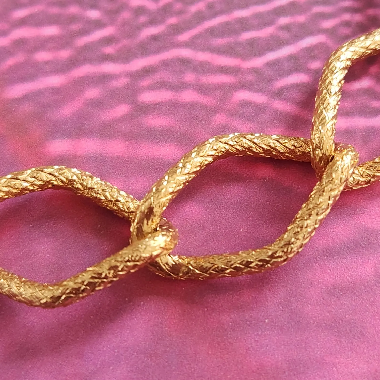 PULSEIRA DOURADA CORRENTE