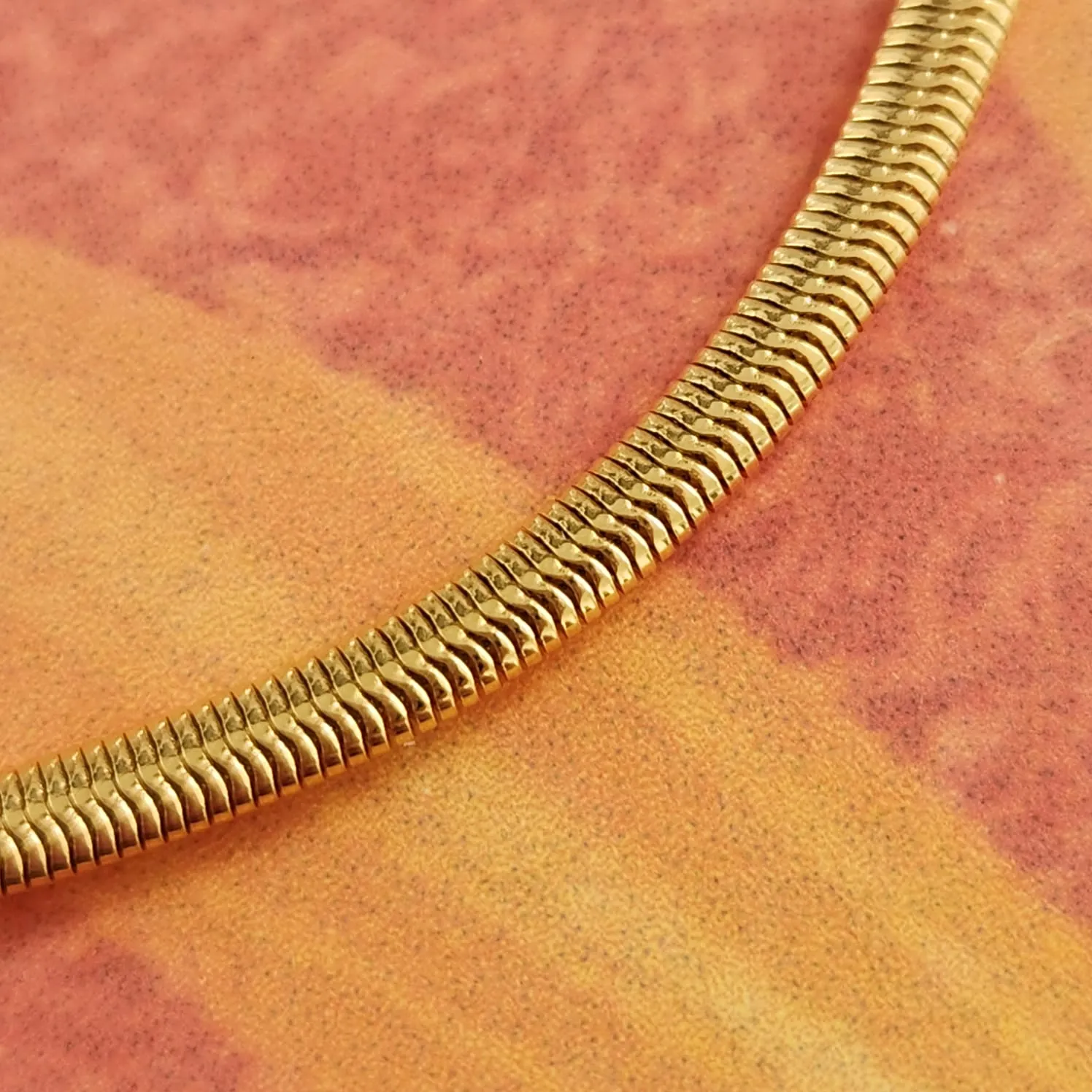 PULSEIRA DOURADA MALHA
