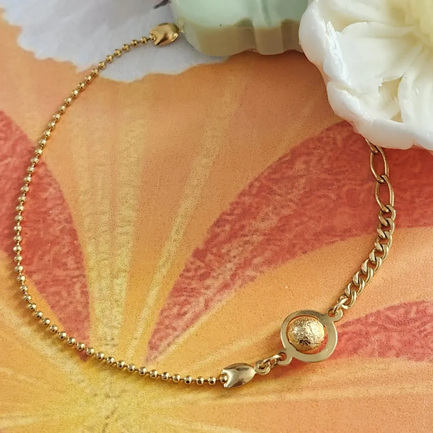 PULSEIRA DOURADA BOLINHAS COM BOLA FOSCA