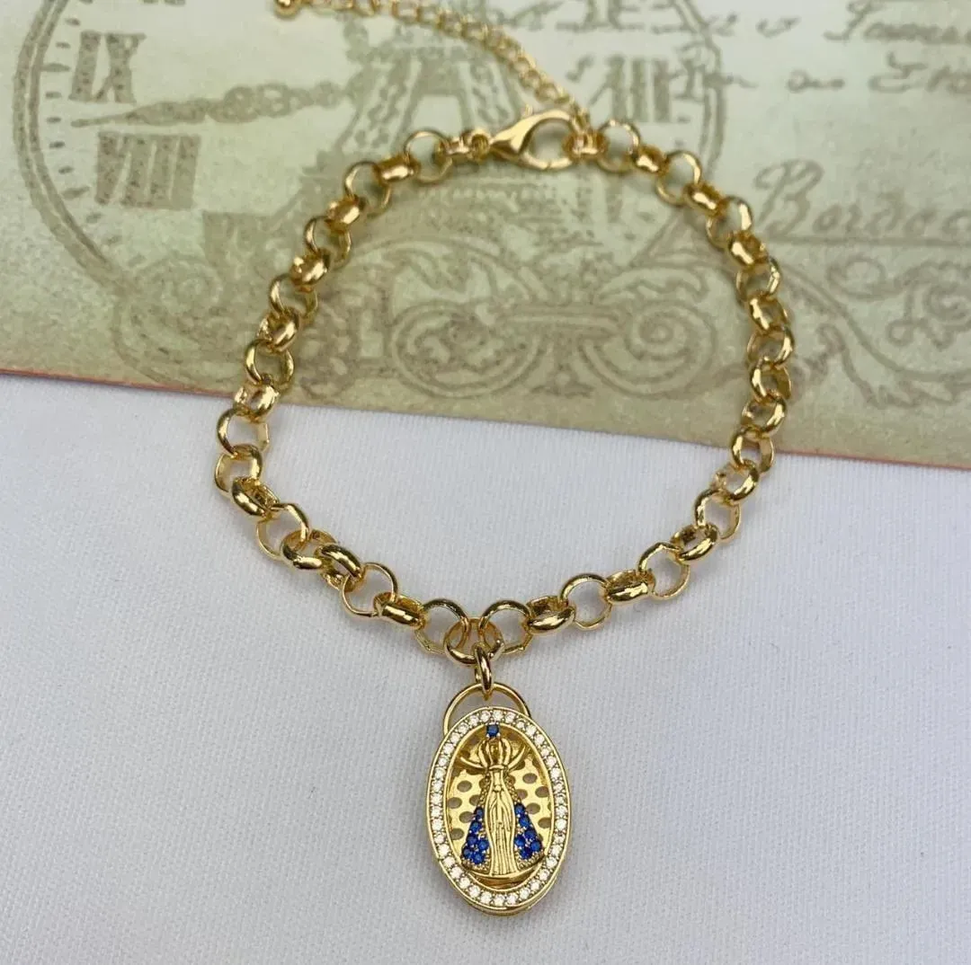 PULSEIRA DOURADA CORRENTE ELO PORTUGUÊS PINGENTE NOSSA SENHORA APARECIDA CRAVEJADA EM MICROZIRCÔNIAS CRISTAL E SAFIRA
