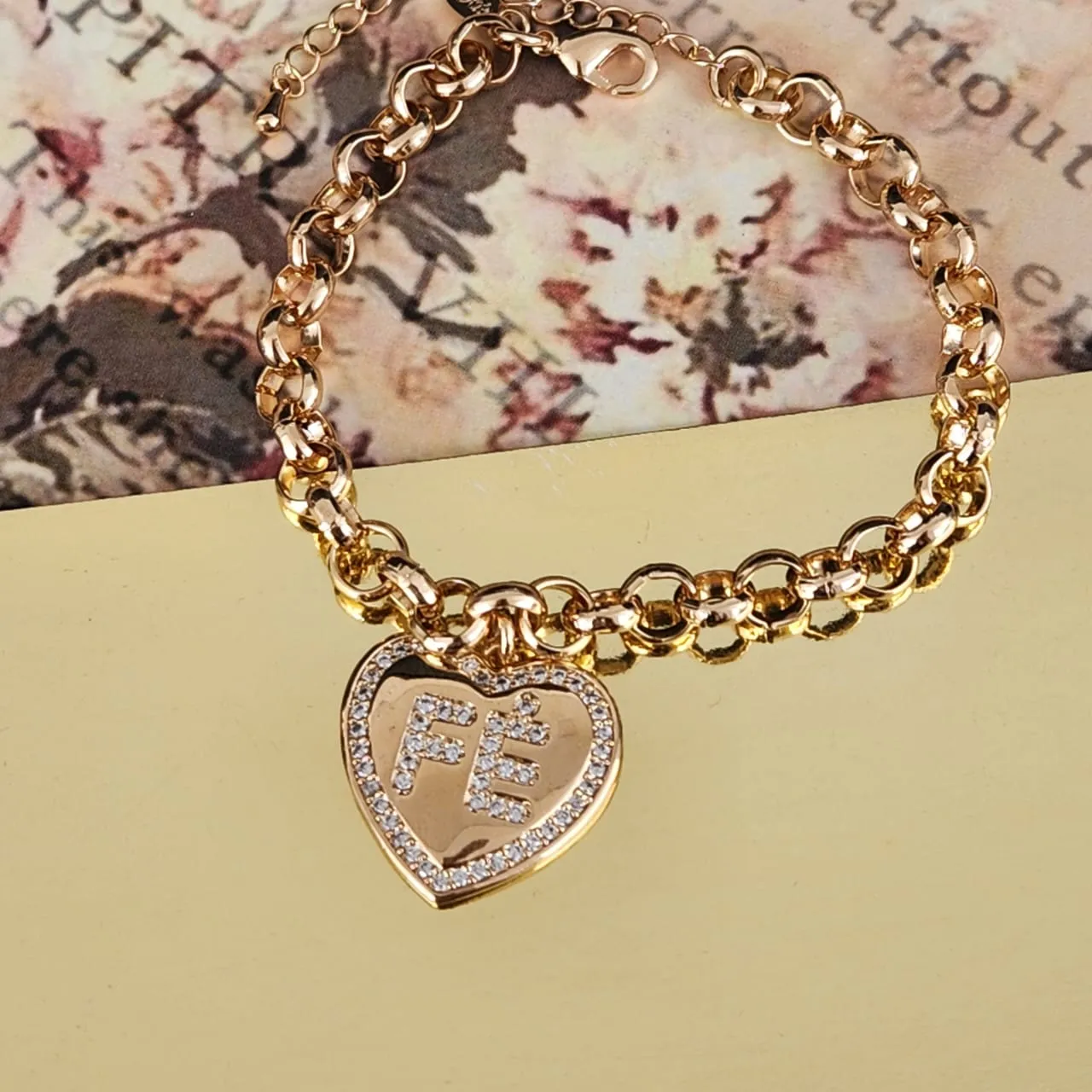 PULSEIRA ELO PORTUGUÊS PINGENTE CORAÇÃO FÉ