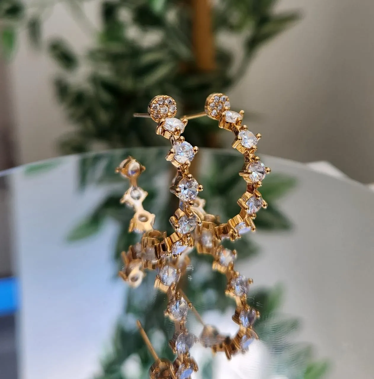 ARGOLA CRAVEJADA NAVETE CRISTAL