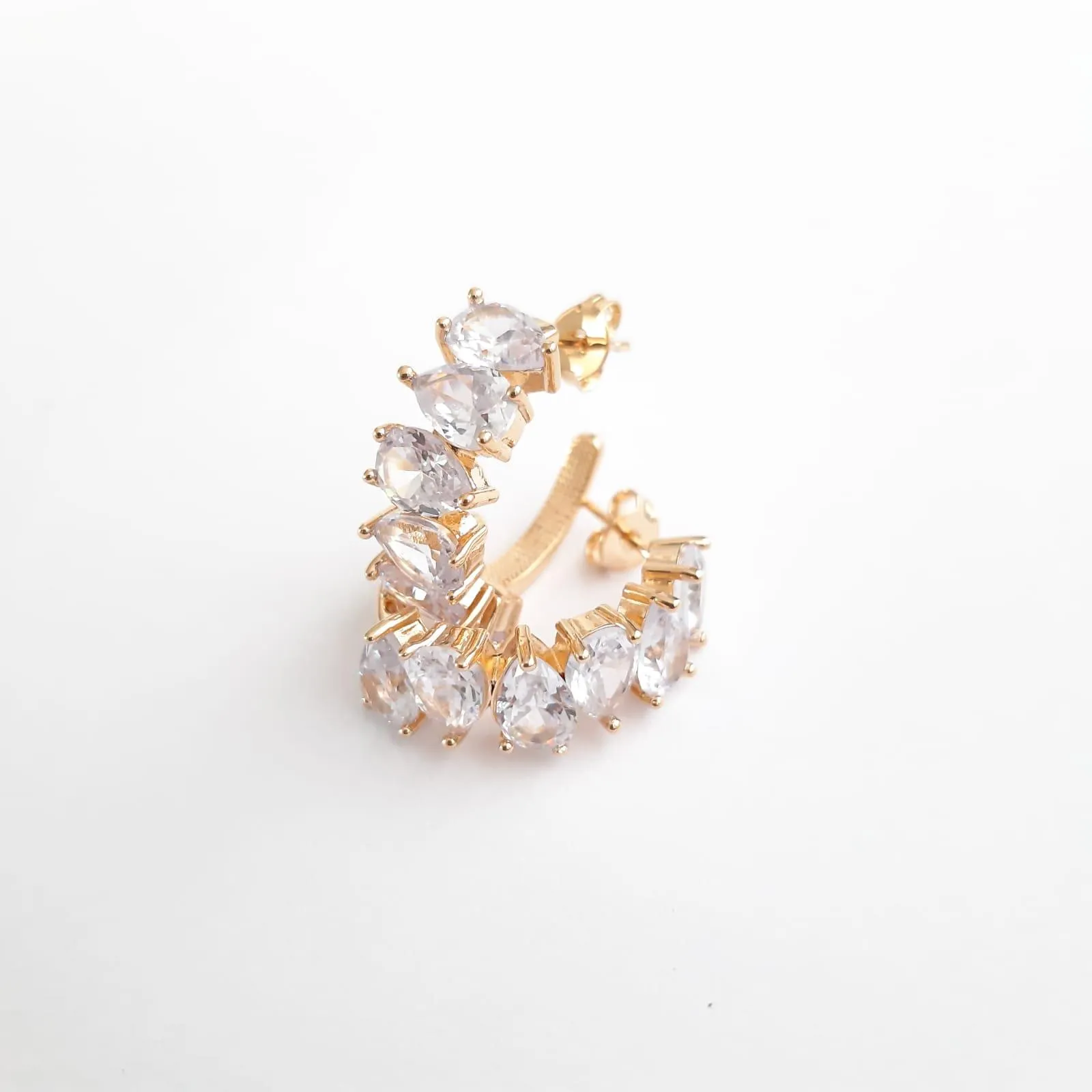 ARGOLA CRAVEJADA NAVETE CRISTAL