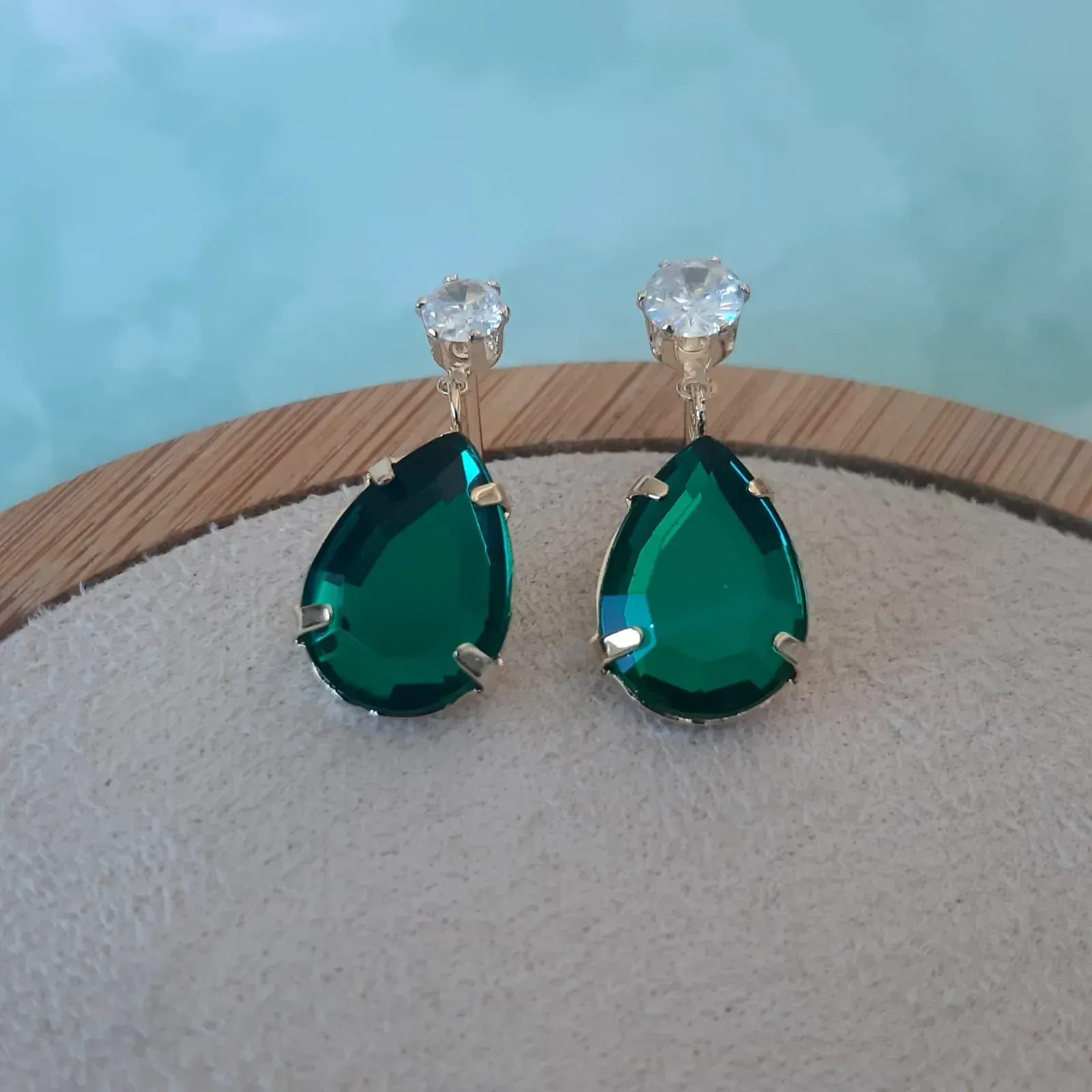 BRINCO DOURADO GOTA