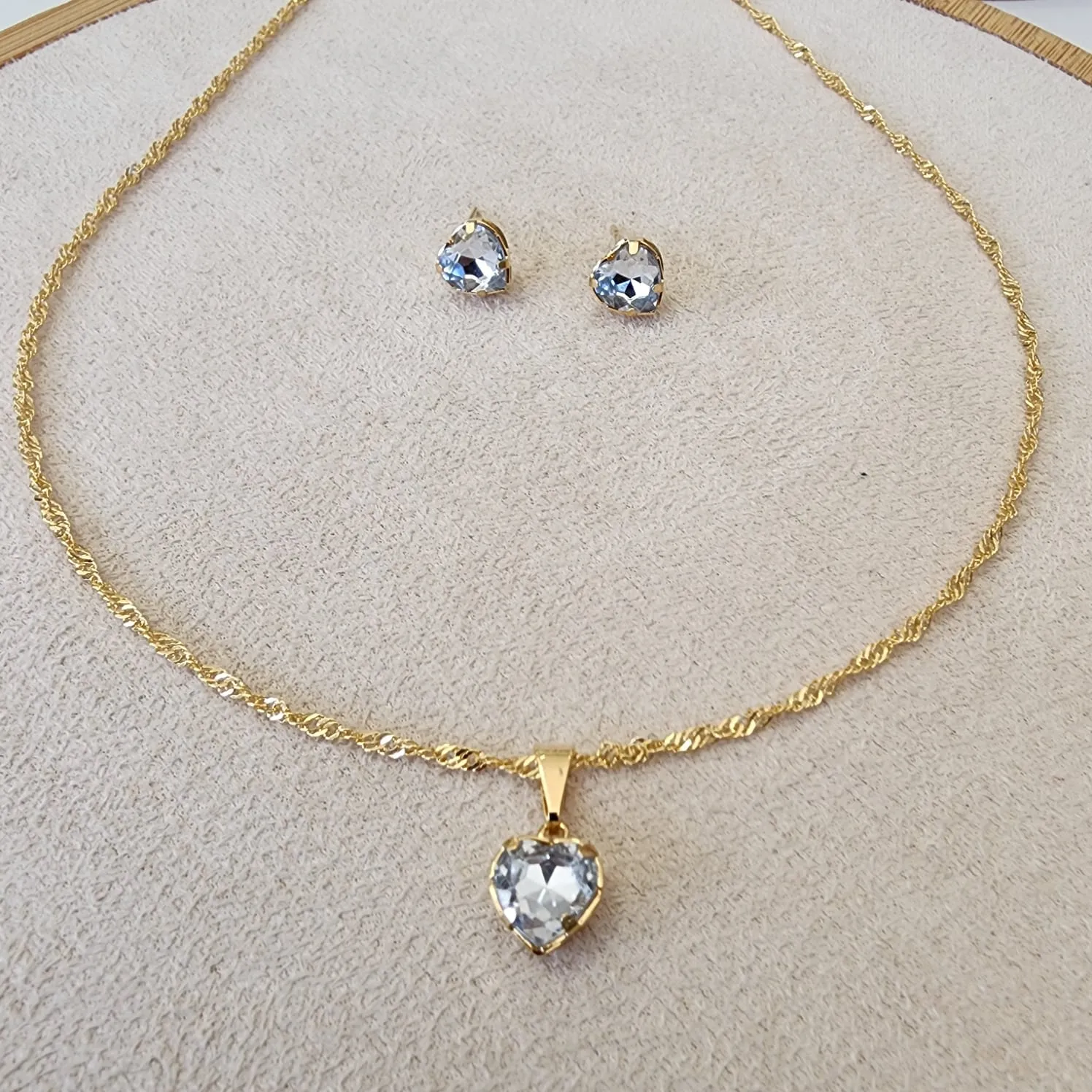 CONJUNTO DOURADO CORAÇÃO CORRENTE SINGAPURA