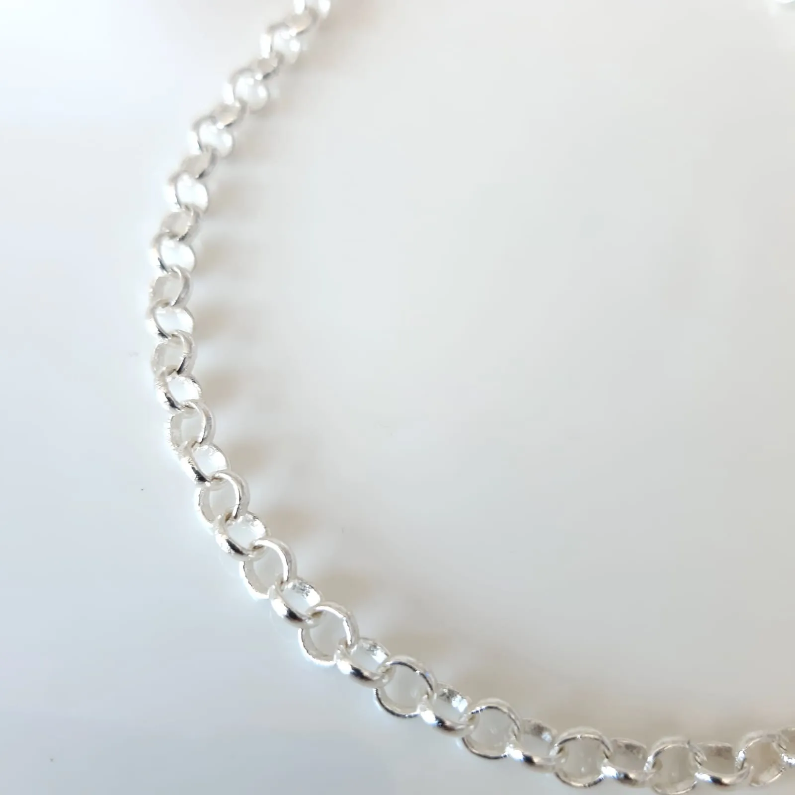 COLAR RÓDIO BRANCO CORRENTE ELO PORTUGUÊS