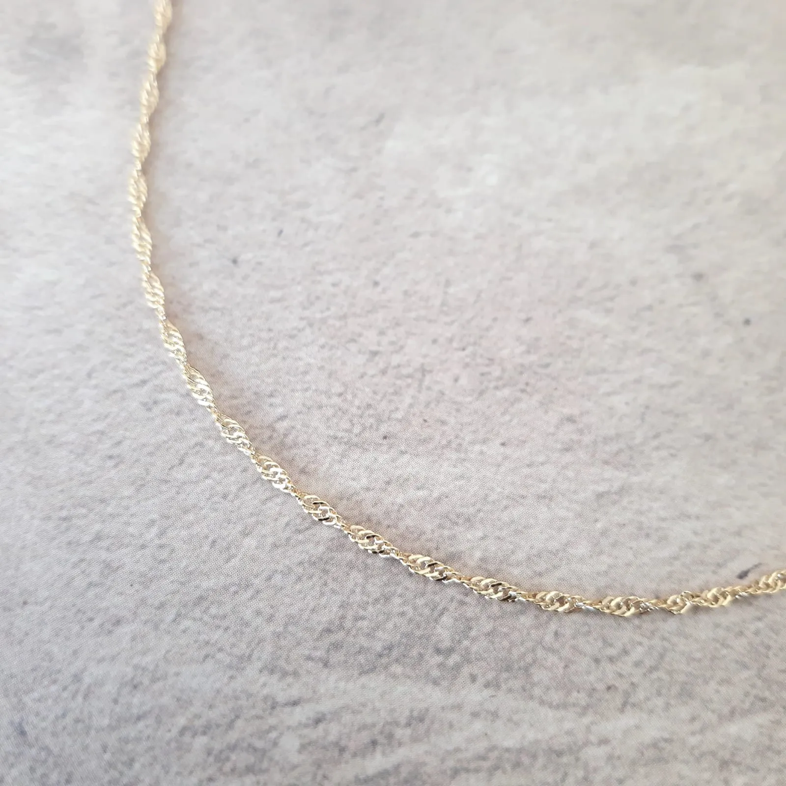 COLAR DOURADO CORRENTE SINGAPURA 60CM