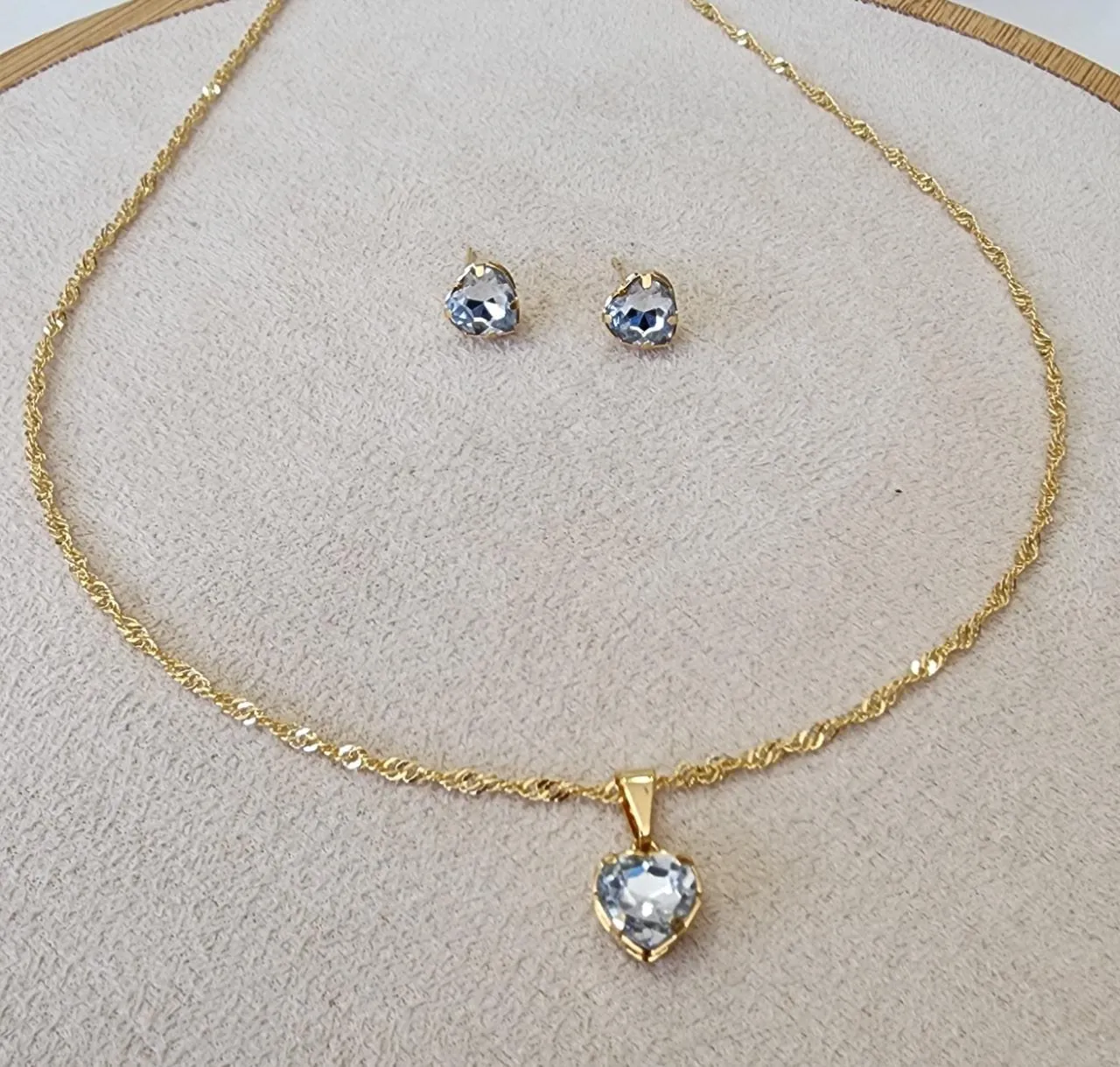CONJUNTO DOURADO CORAÇÃO CORRENTE SINGAPURA