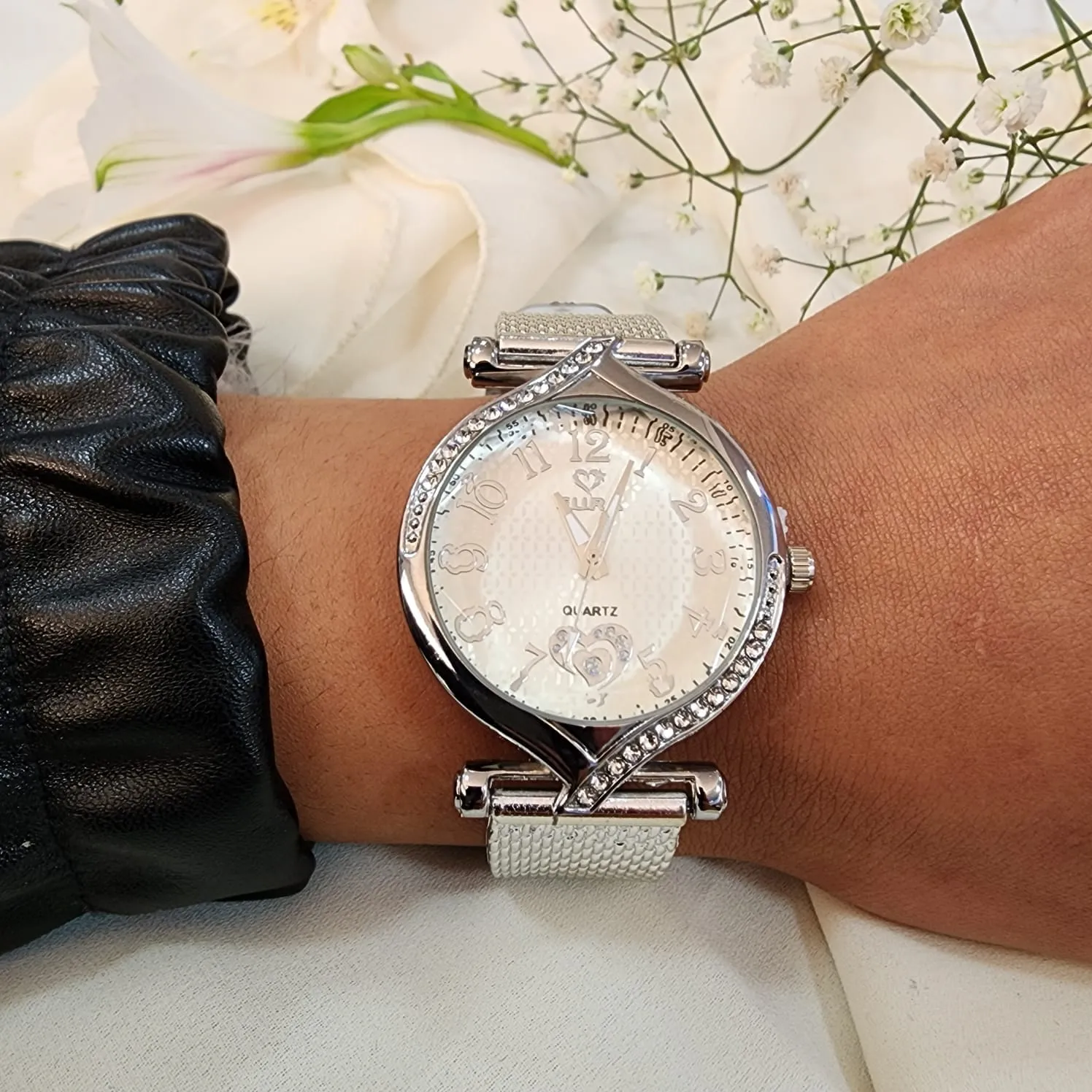RELÓGIO PRATA PULSEIRA ANTIALÉRGICA
