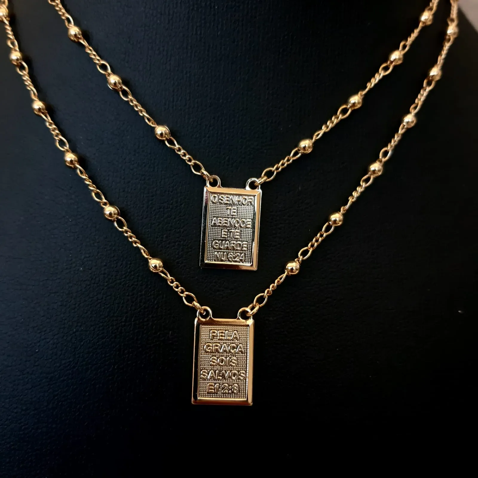 ESCAPULÁRIO DOURADO CORRENTE BOLINHA