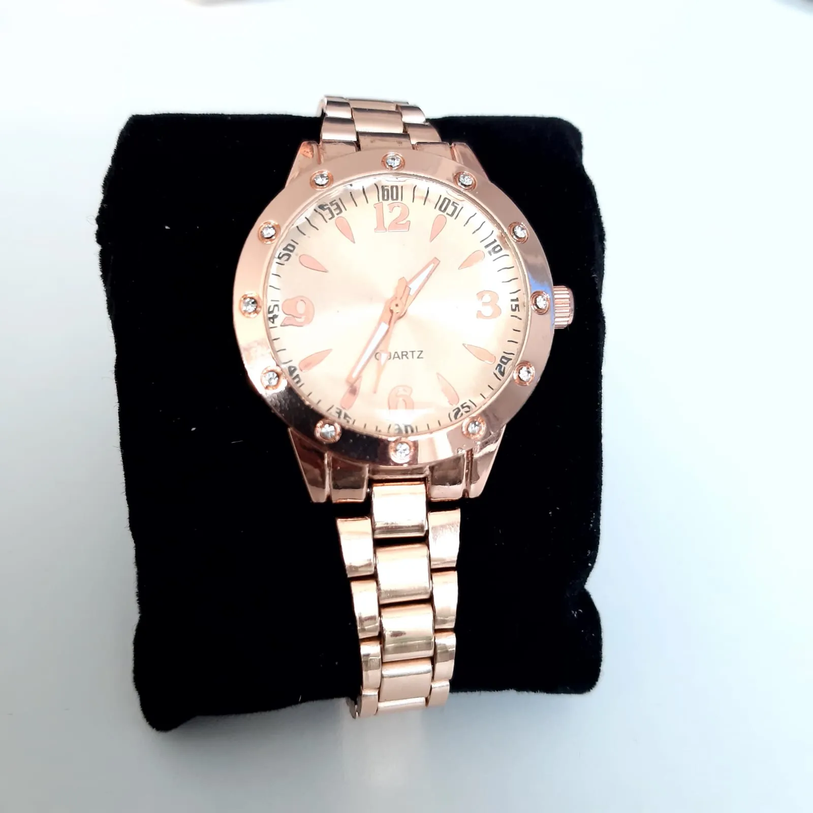 RELÓGIO ROSÊ FEMININO DETALHE MICROZIRCÔNIAS CRISTAL