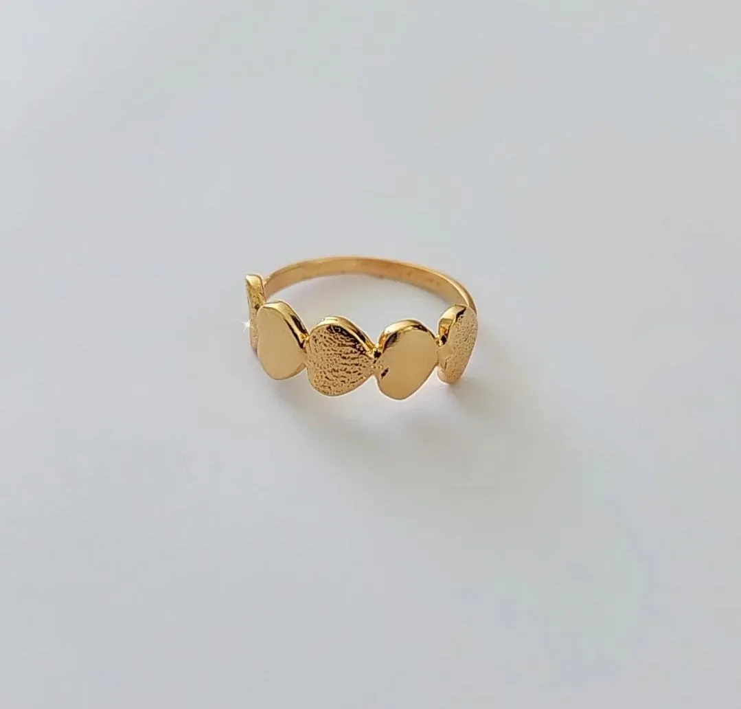 ANEL DOURADO CORAÇÃO TRABALHADO