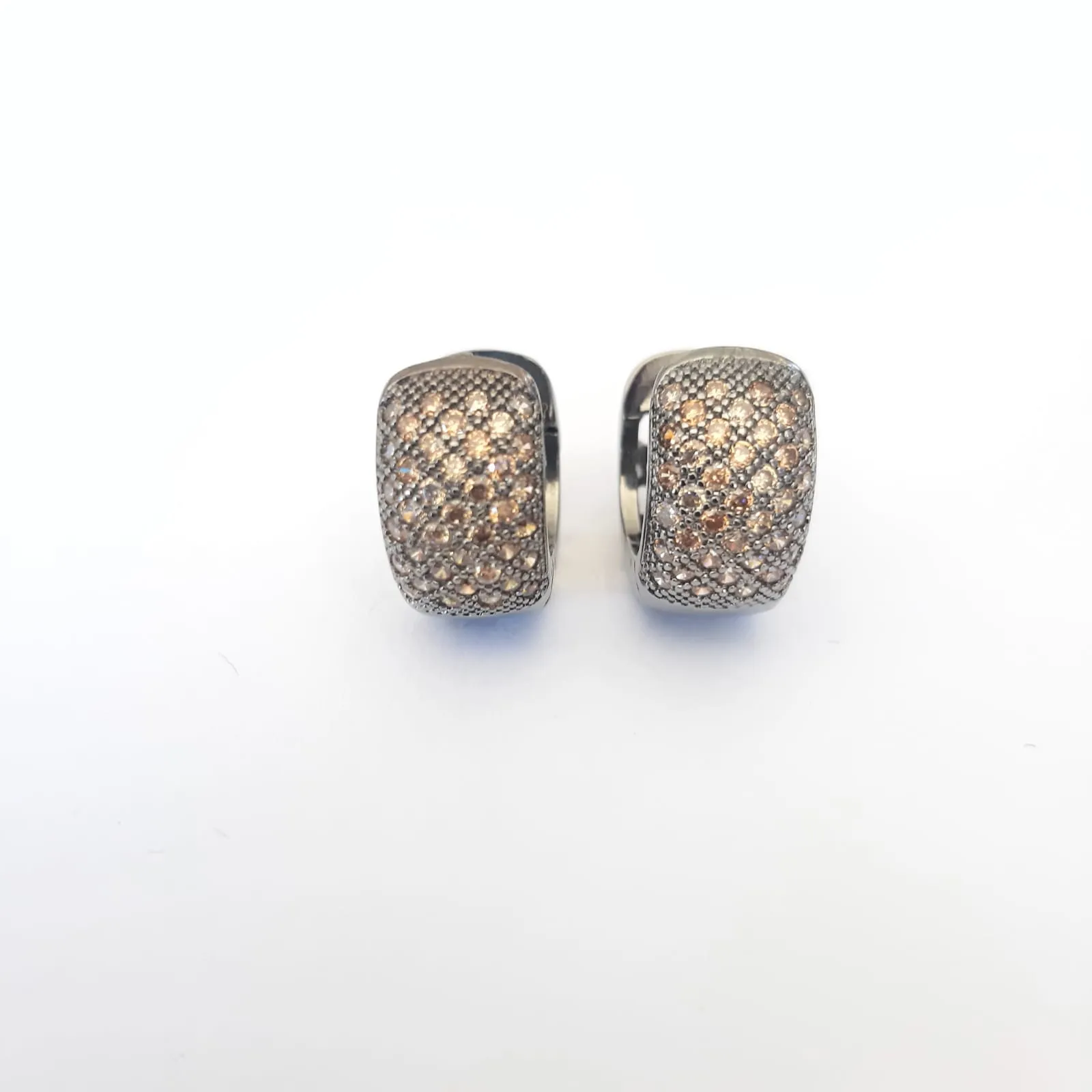 ARGOLINHA RÓDIO NEGRO CRAVEJADO MICROZIRCÔNIAS CITRINO