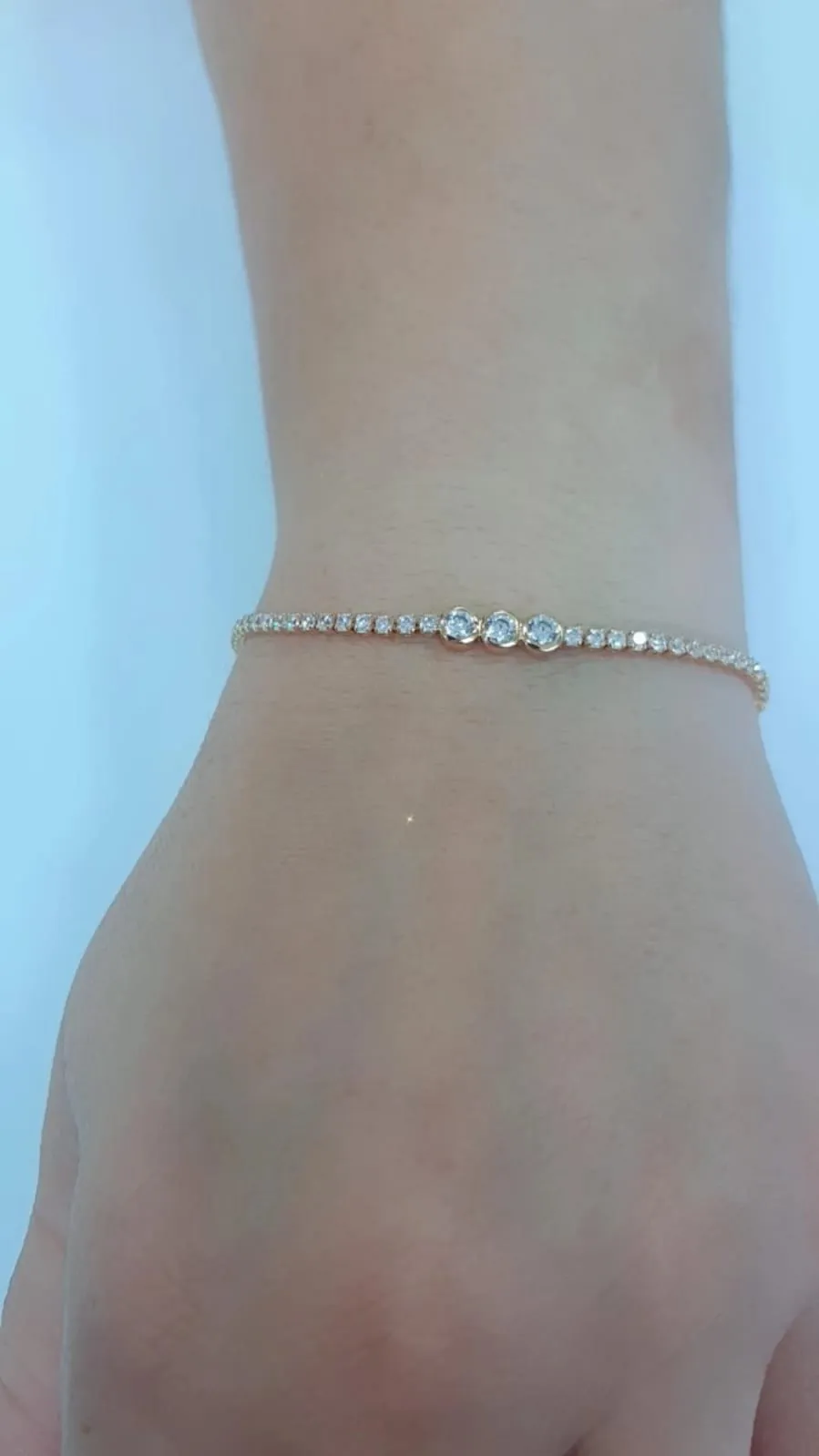 PULSEIRA DOURADA SHAMBALA CRAVEJADA ZIRCÔNIAS CRISTAL