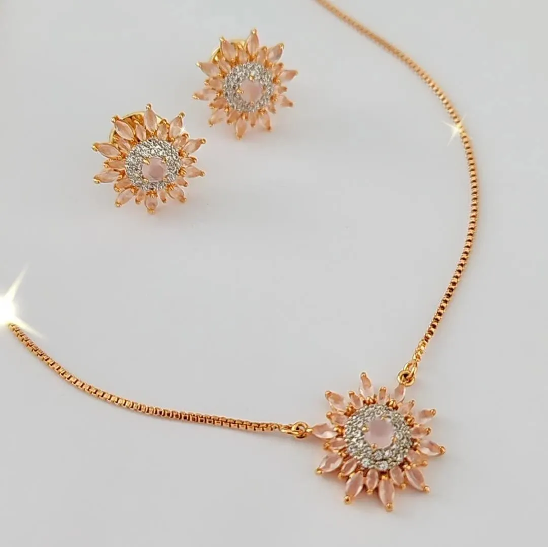 CONJUNTO DOURADO PINGENTE QUARTZO ROSA COM ZIRCÔNIAS CRISTAL