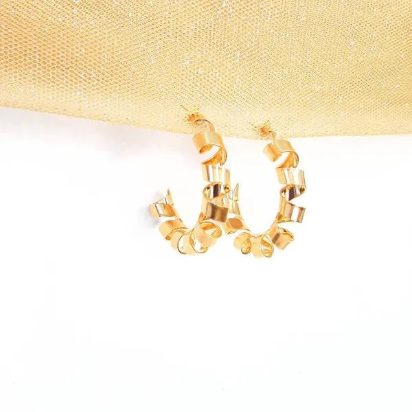BRINCO ARGOLA DOURADO TORCIDO