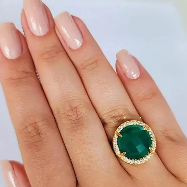 ANEL DOURADO PEDRA PRASIOLITA CRAVEJADO MICROZIRCÔNIAS CRISTAL