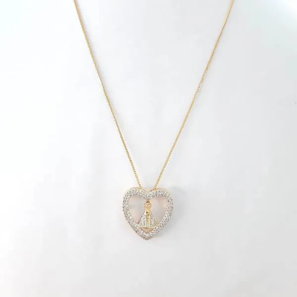 COLAR DOURADO CORAÇÃO E NOSSA SENHORA APARECIDA CRAVEJADOS EM MICROZIRCÔNIAS CRISTAL
