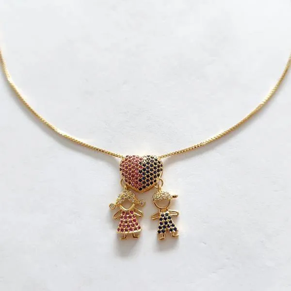 COLAR DOURADO PINGENTES CASAL CRAVEJADO ZIRCÔNIAS AZUL E ROSA