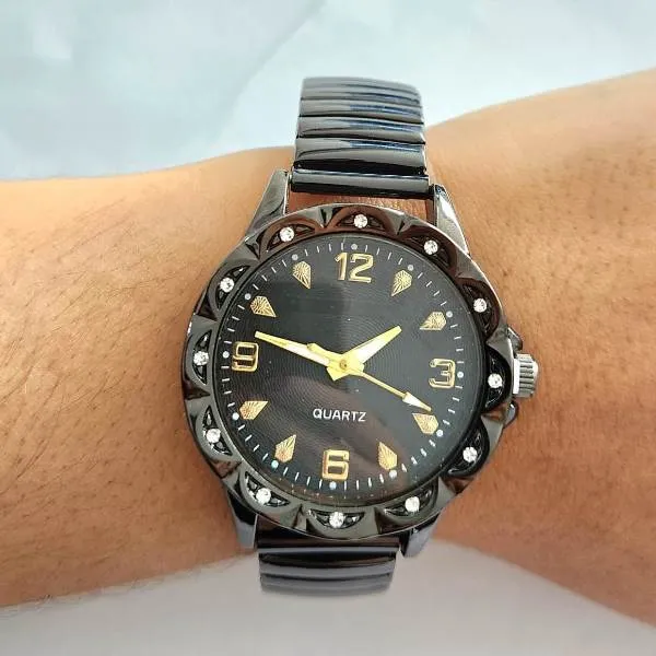 RELÓGIO PRETO PULSEIRA MOLA