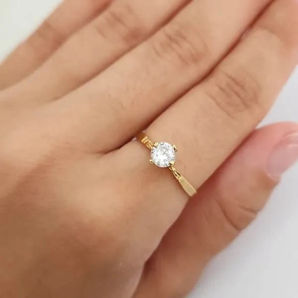 ANEL DOURADO SOLITÁRIO