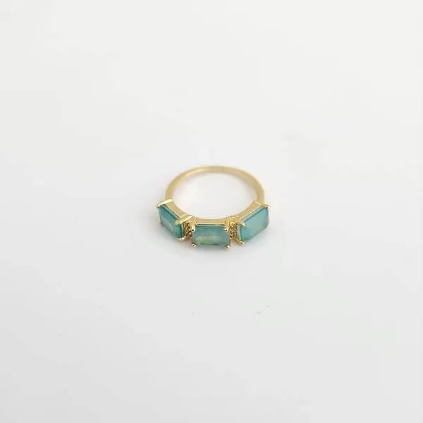 ANEL DOURADO PEDRAS VERDE ÁGUA CRAVEJADO MICROZIRCÔNIAS CRISTAL