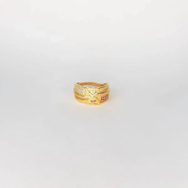 ANEL DOURADO LARGO CRAVEJADO MICROZIRCÔNIAS CRISTAL E RUBELITA