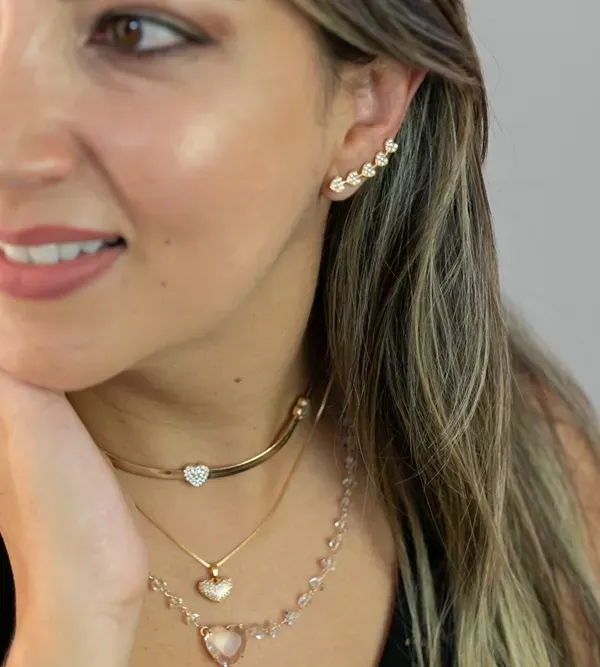 EAR CUFF DOURADO CORAÇÕES MICROZIRCÔNIAS CRISTAL