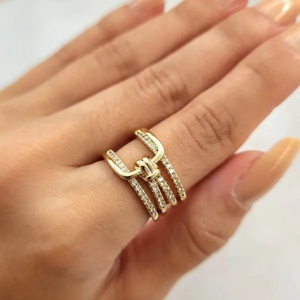 ANEL CINCO CRAVEJADO EM MICROZIRCÔNIAS CRISTAL