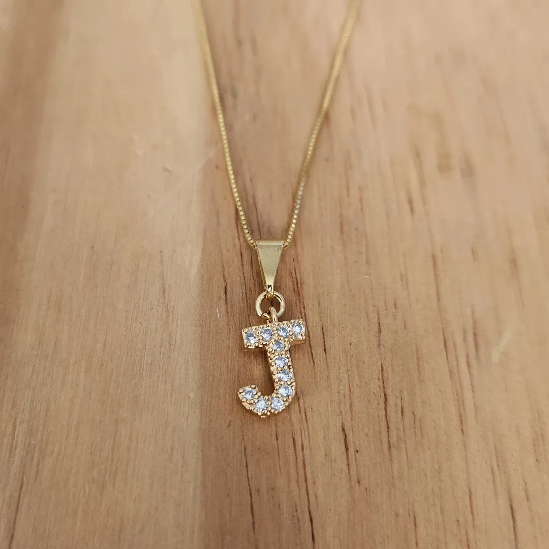 COLAR VENEZIANA COM PINGENTE LETRA J