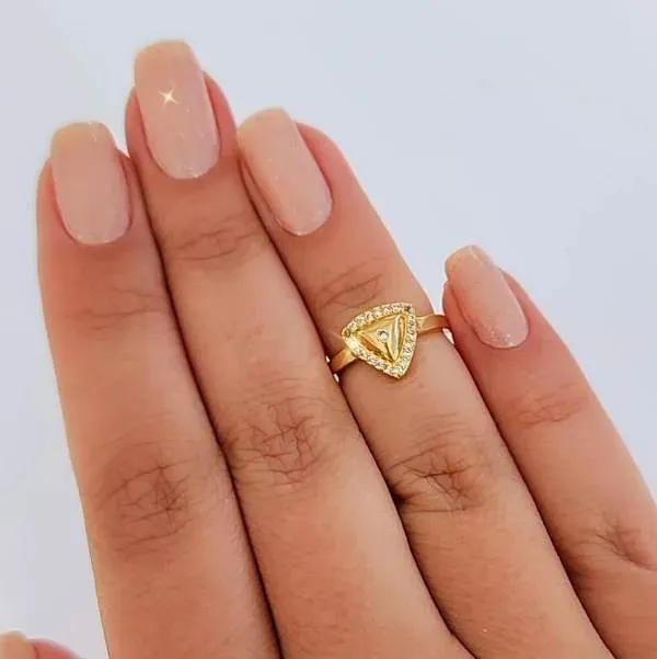 ANEL DOURADO INFANTIL/FALANGE TRIÂNGULO CRAVEJADO MICROZIRCÔNIAS CRISTAL