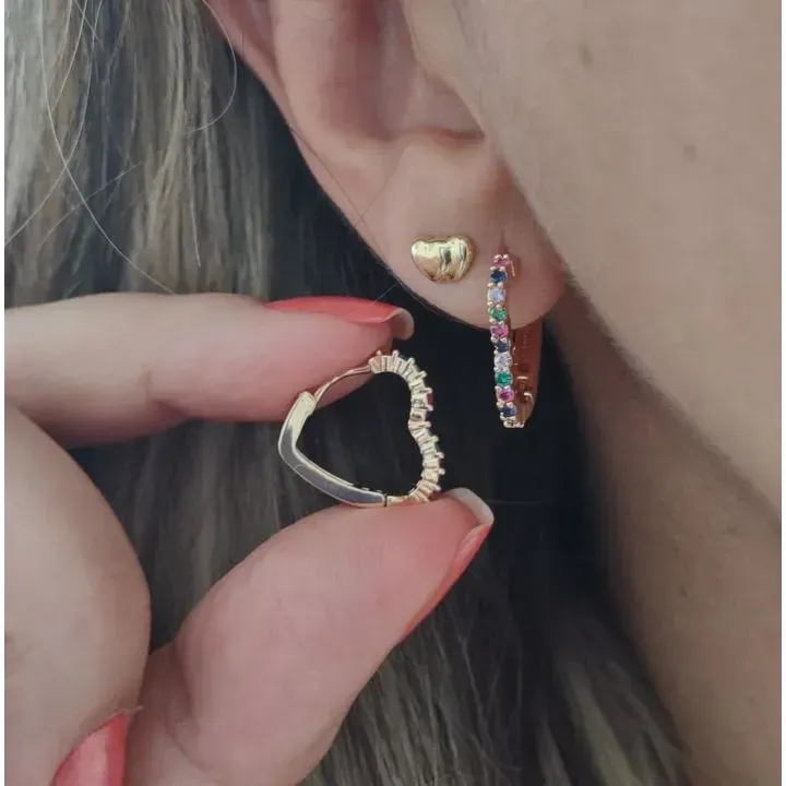 ARGOLINHA DOURADA CORAÇÃO CRAVEJADO EM MICROZIRCÔNIAS MULTICOLORIDAS