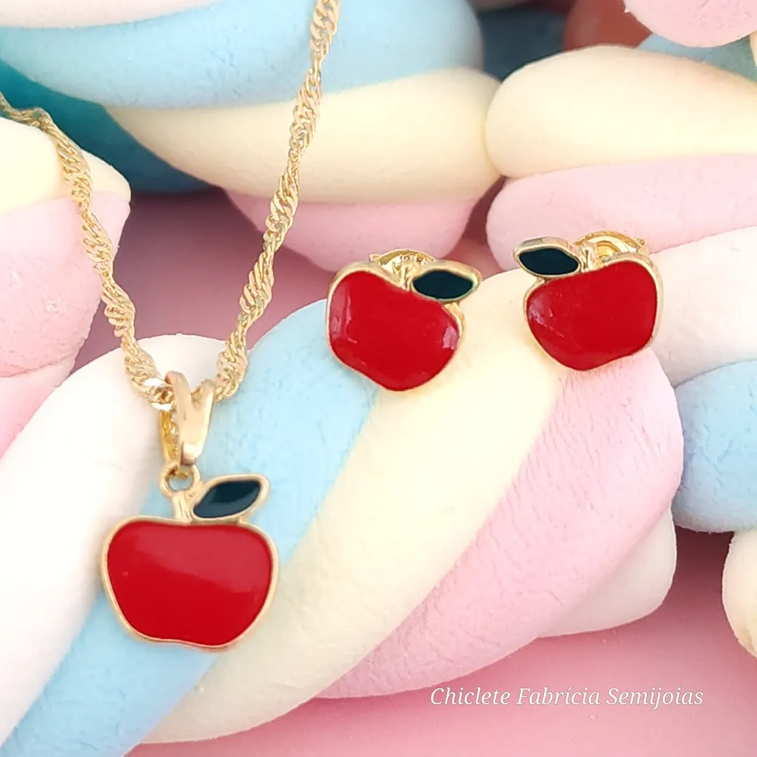 CONJUNTO INFANTIL MAÇÃ