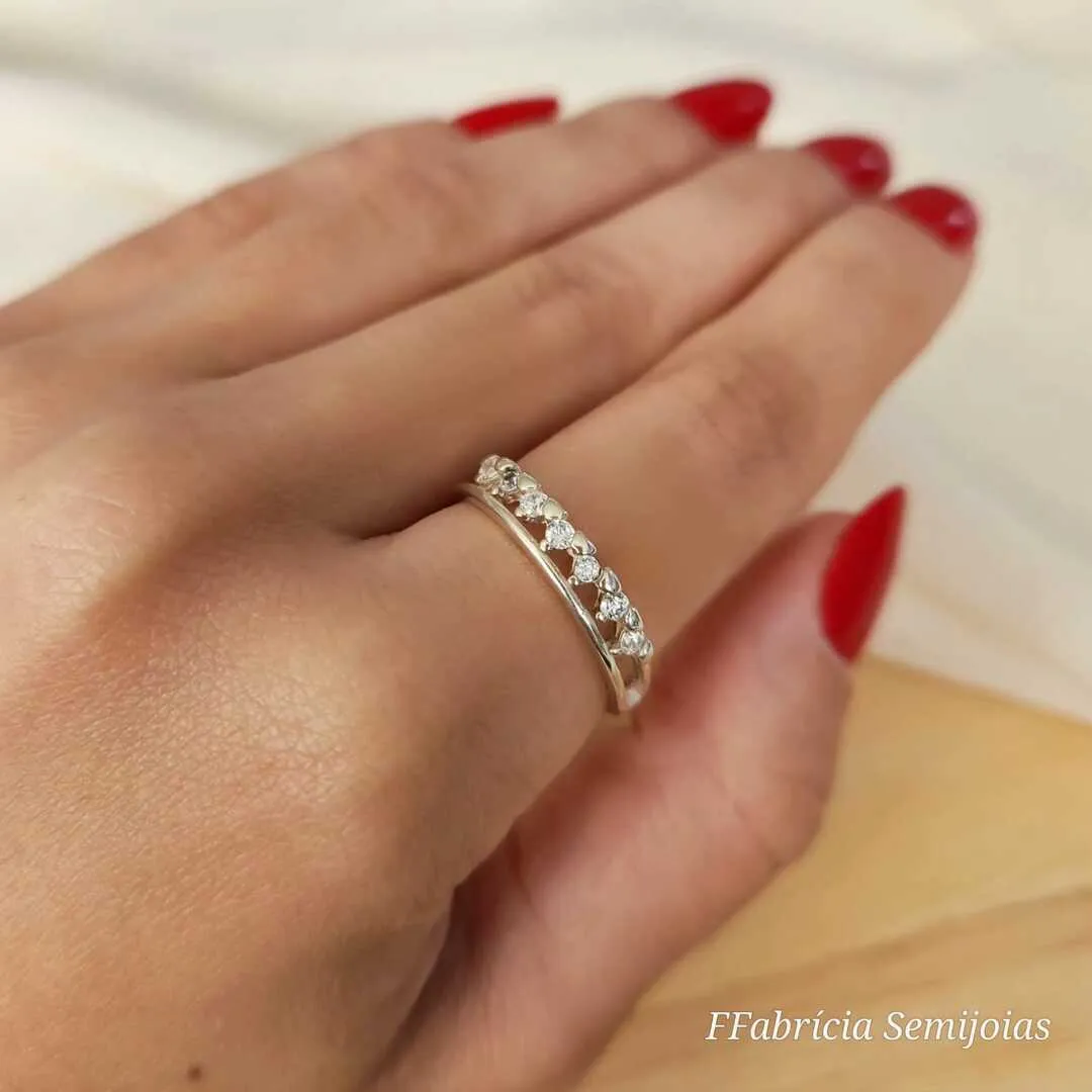 ANEL PRATA 925 CRAVEJADO EM MICROZIRCÔNIAS CRISTAL DETALHE CORAÇÃO