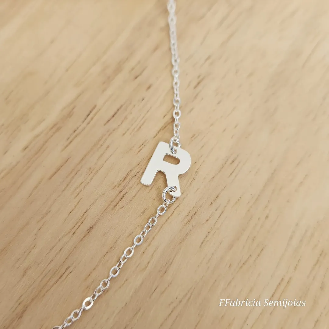 COLAR BANHO DE PRATA LETRA R LATERAL 45+5CM