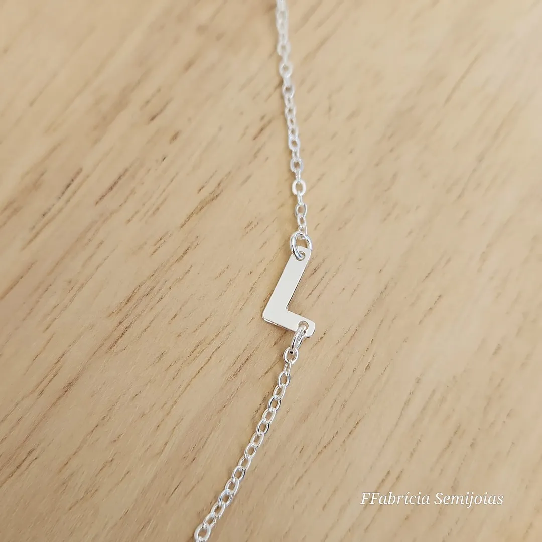 COLAR BANHO DE PRATA LETRA L LATERAL 45+5CM