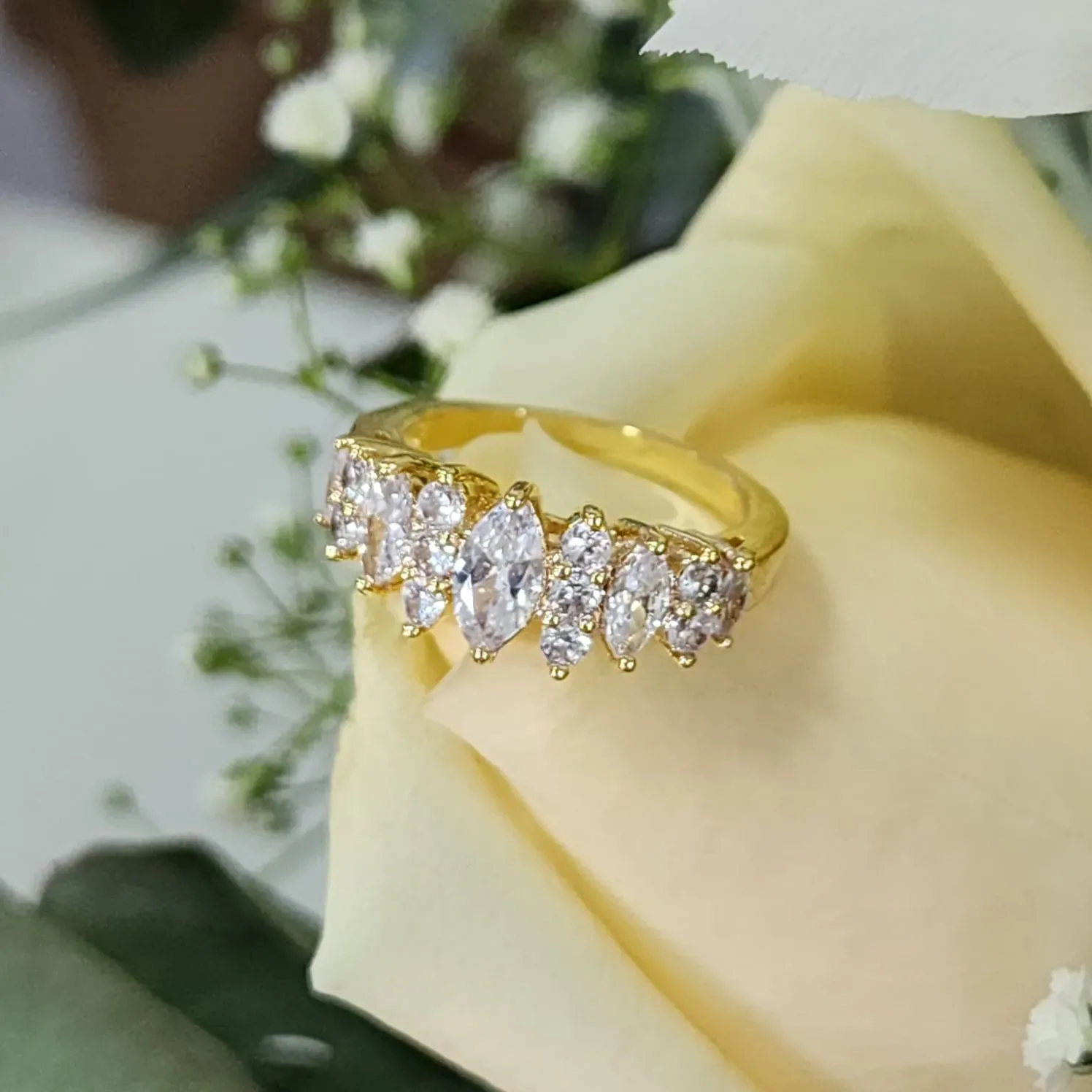 ANEL DOURADO ZIRCÔNIA CRISTAL